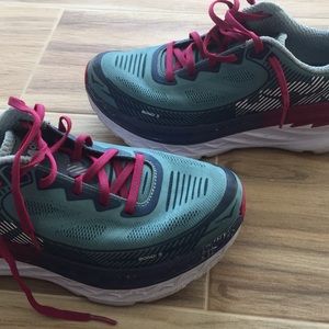 Hoka biondi 5